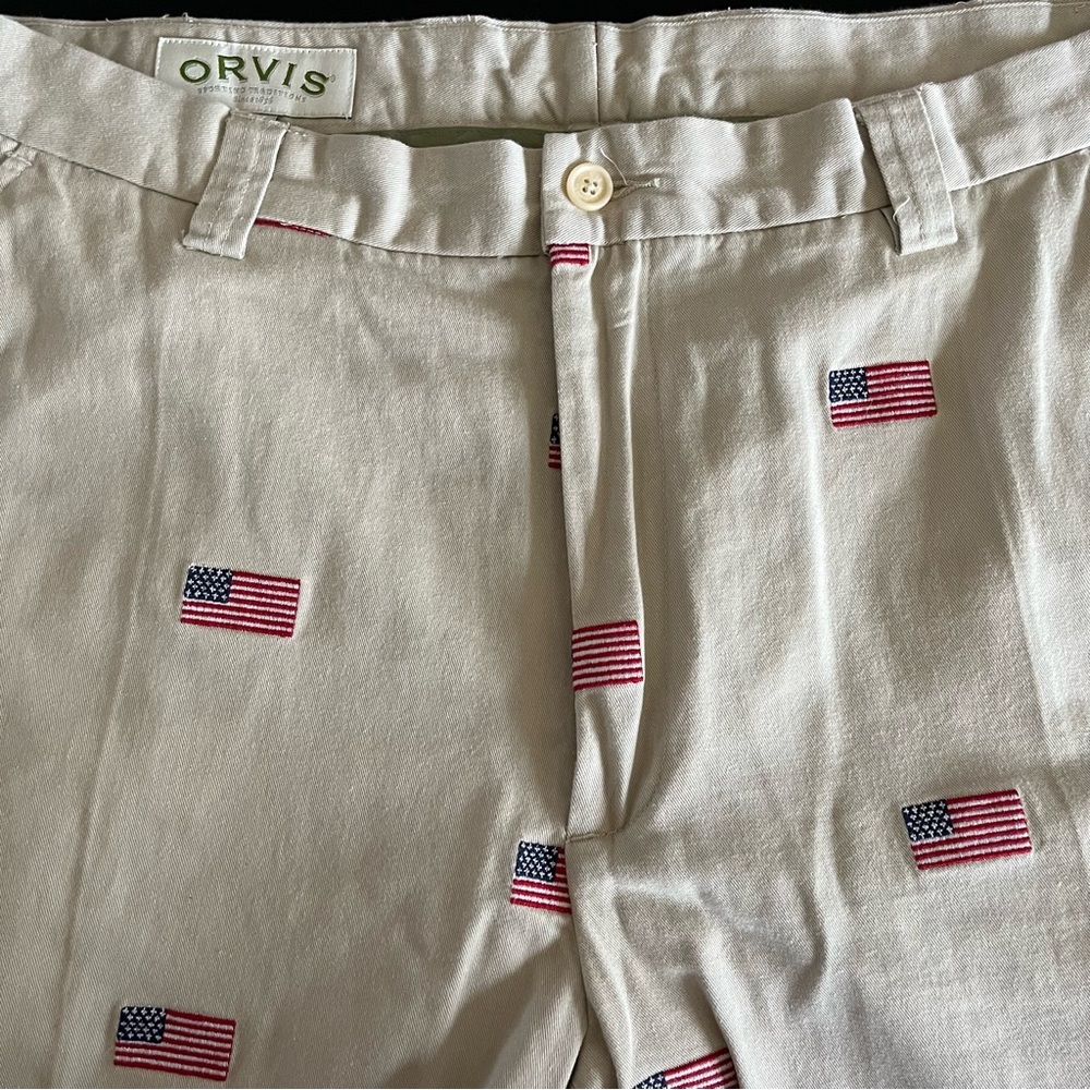 Orvis Cream/Tan Khaki Chinos with Embroidered American Flag Motif Men’s 36